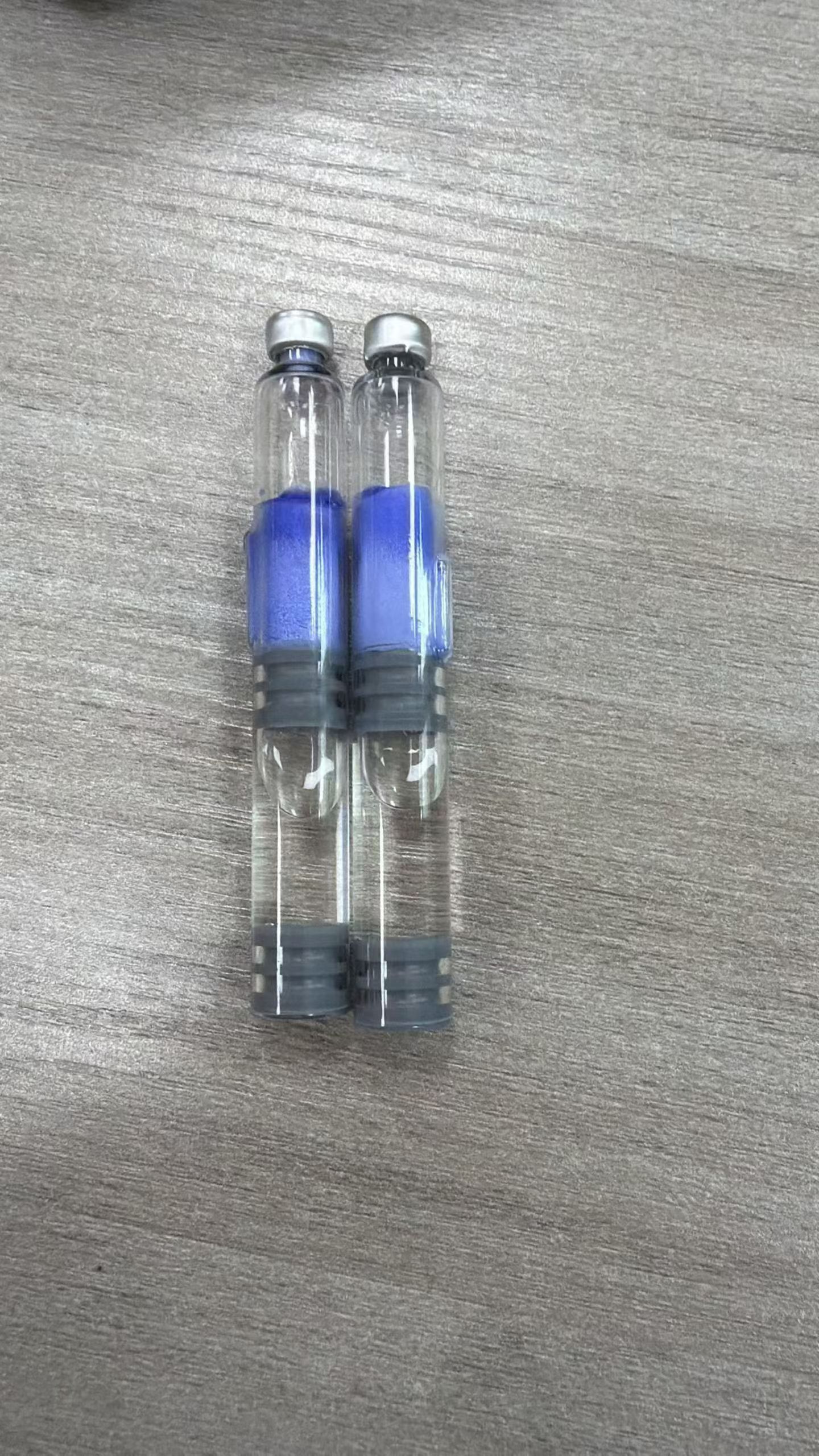 dual-chamber ink cartridge. Pen refill